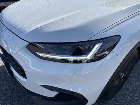 Certified 2025 Honda HR-V Sport image 6