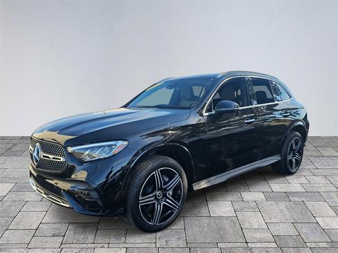 Certified 2025 Mercedes-Benz GLC 350e 4MATIC image 3
