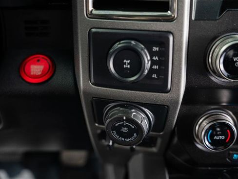 Used 2019 Ford F150 Raptor w/ Equipment Group 802A Luxury image 37