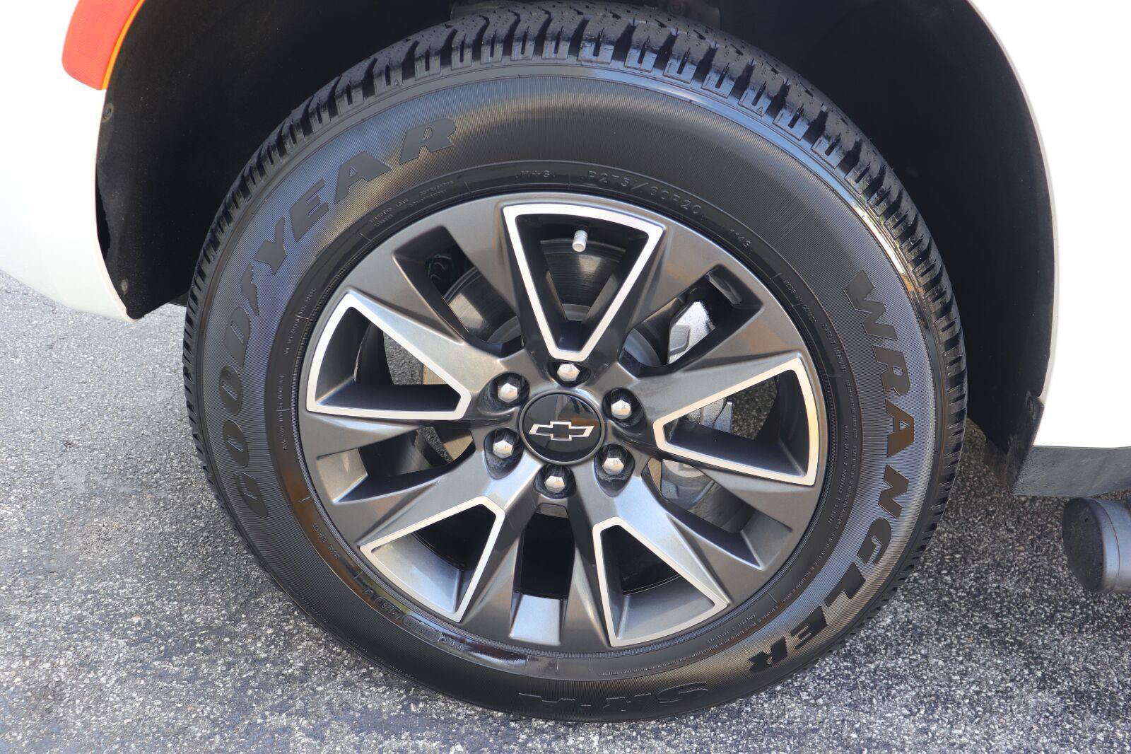 Used 2023 Chevrolet Tahoe Z71 AWD/4WD image 33