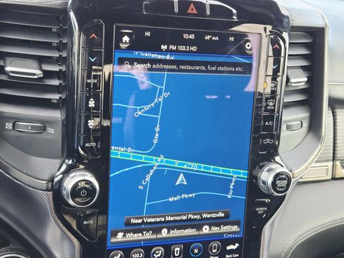 Used 2020 RAM 1500 Limited w/ Off Road Group image 32