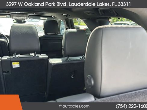 Used 2020 Land Rover Discovery HSE image 49