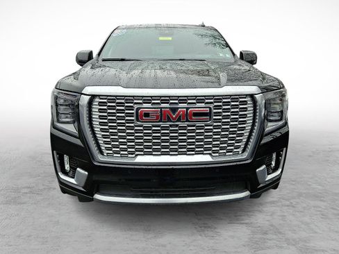 Certified 2024 GMC Yukon XL Denali image 3
