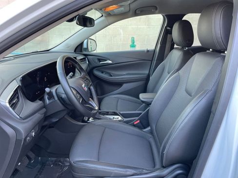 Used 2025 Buick Encore GX Preferred image 27