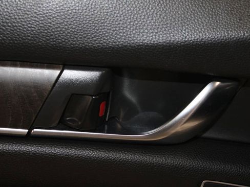 Used 2021 Honda Accord EX-L image 9
