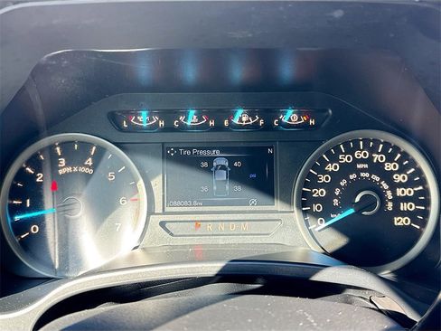 Used 2018 Ford F150 XLT w/ XTR Package image 13