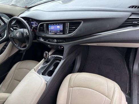 Used 2021 Buick Enclave Essence w/ Sport Touring Edition FWD image 16