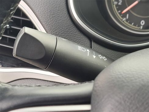 Used 2021 Jeep Cherokee High Altitude image 23