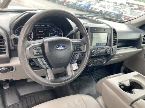 Used 2022 Ford F350 XL w/ STX Appearance Package AWD/4WD image 12