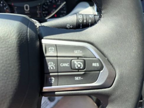 Used 2025 Jeep Compass Limited AWD/4WD image 20