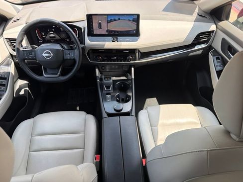 Used 2026 Nissan Rogue SL AWD/4WD image 18