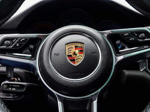 Used 2018 Porsche Macan S AWD/4WD image 34