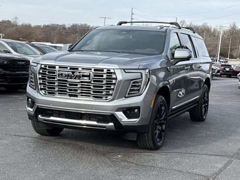 New 2026 GMC Yukon XL Denali w/ Sun & Power Step Package image 13