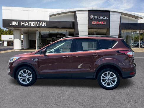 Used 2018 Ford Escape SE FWD image 4