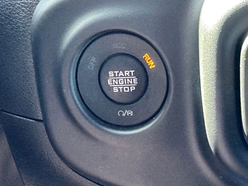 Used 2023 Jeep Wrangler Rubicon AWD/4WD image 28