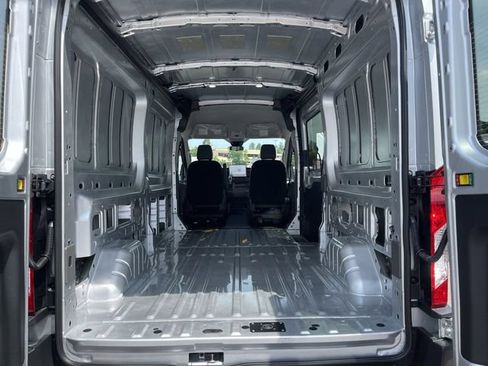New 2026 Ford Transit 250 148 Medium Roof Extended AWD image 23
