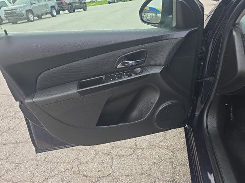Used 2014 Chevrolet Cruze LT image 15