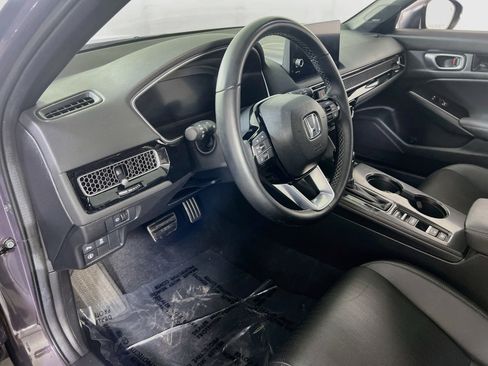 Used 2023 Honda Civic Sport Touring image 9