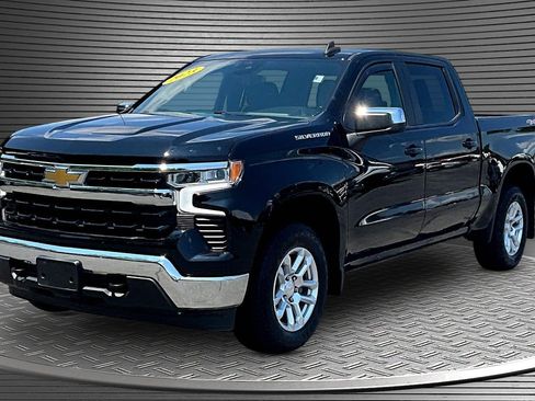 Used 2023 Chevrolet Silverado 1500 LT AWD/4WD image 3