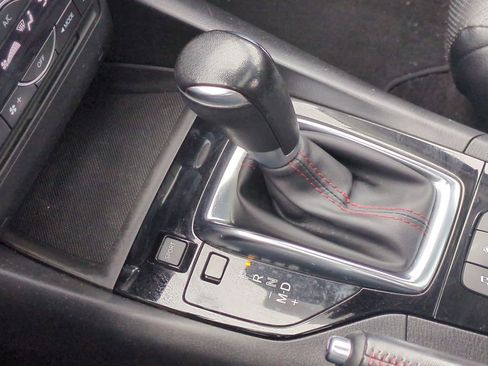 Used 2014 MAZDA MAZDA3 s Grand Touring w/ Technology Package image 33