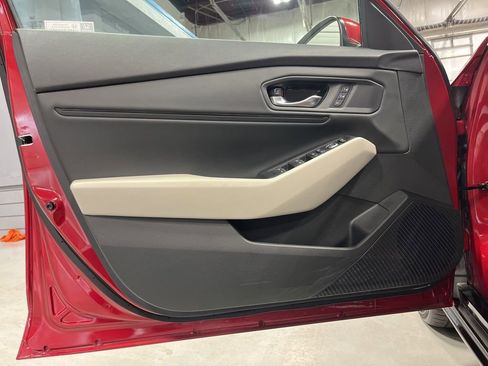 Used 2023 Honda Accord EX-L image 10