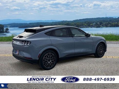 Used 2025 Ford Mustang Mach-E Premium image 3