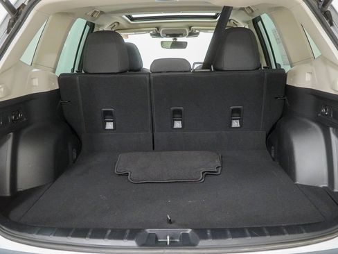 Used 2023 Subaru Forester Premium image 9