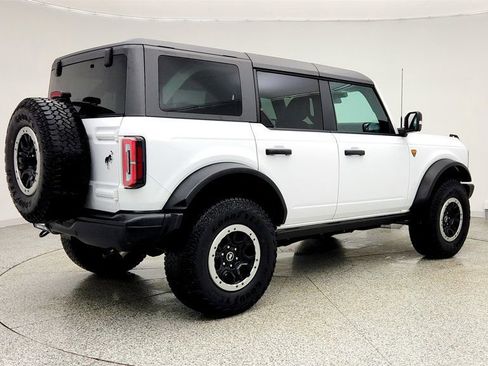 Used 2025 Ford Bronco Badlands AWD/4WD image 5