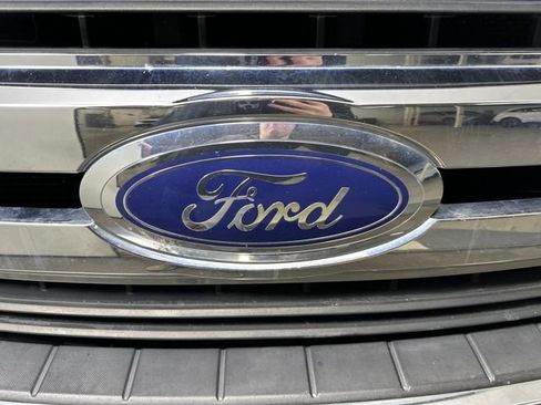 Used 2017 Ford F250 XLT image 9