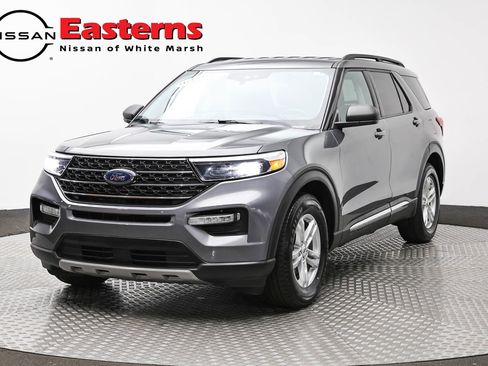 Used 2023 Ford Explorer XLT w/ Equipment Group 202A RWD image 1