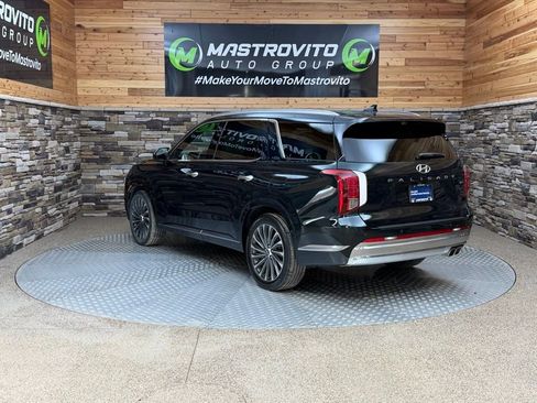 Used 2023 Hyundai Palisade Calligraphy w/ Cargo Package AWD/4WD image 7