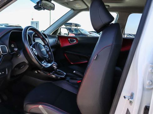 Used 2023 Kia Soul GT-Line FWD image 13