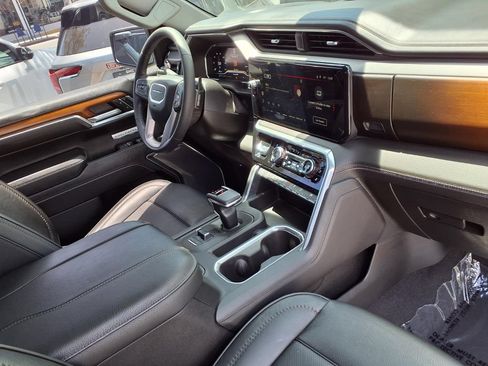 Used 2023 GMC Sierra 1500 Denali w/ Technology Package AWD/4WD image 25