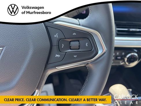 Used 2025 Chevrolet Trax LT w/ Driver Confidence Package FWD image 19