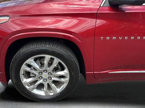 Used 2021 Chevrolet Traverse High Country AWD/4WD image 34