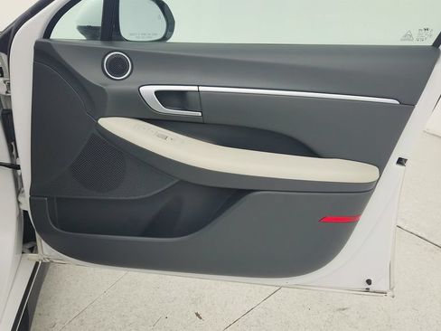 Used 2025 Hyundai Sonata SEL FWD image 29