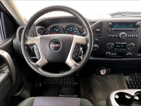 Used 2013 GMC Sierra 2500 SLE w/ HD SLE Premium Package AWD/4WD image 4
