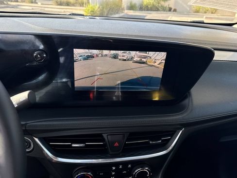 Used 2024 Buick Encore GX Preferred FWD image 14