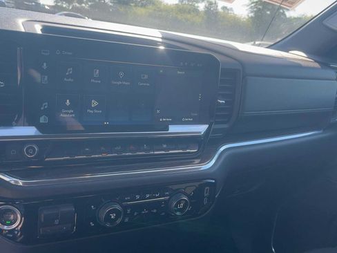 Used 2025 Chevrolet Silverado 1500 LT RWD image 18