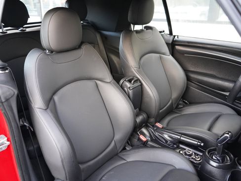 Used 2023 MINI Cooper S image 61