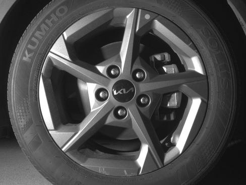 Used 2025 Kia K4 LXS image 13