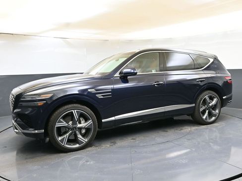 Used 2025 Genesis GV80 3.5T Prestige image 2