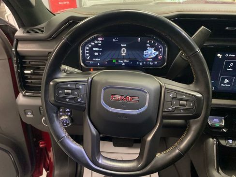 Used 2024 GMC Sierra 2500 AT4 AWD/4WD image 18