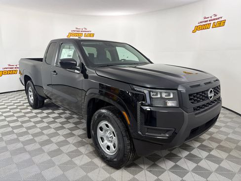 New 2026 Nissan Frontier S image 8