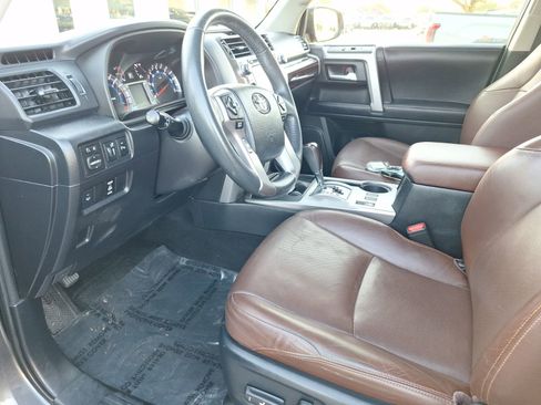 Used 2018 Toyota 4Runner Limited image 14