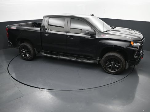 Used 2023 Chevrolet Silverado 1500 LT Trail Boss AWD/4WD image 32