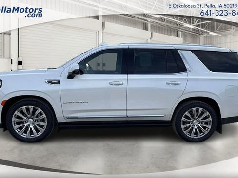 Used 2023 GMC Yukon Denali w/ Denali Reserve Package image 6