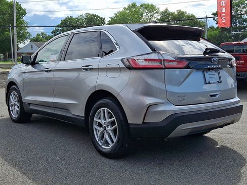 Used 2024 Ford Edge SEL AWD/4WD image 4