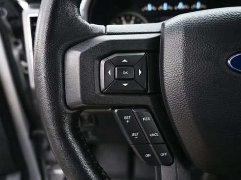 Used 2019 Ford F150 XLT w/ Equipment Group 302A Luxury image 10