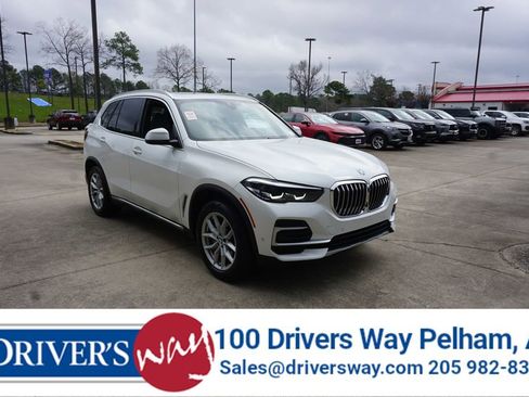 Used 2023 BMW X5 xDrive40i w/ Premium Package image 1